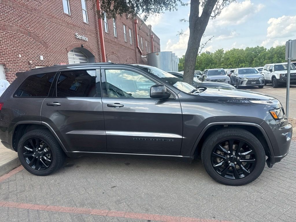 Used 2021 Jeep Grand Cherokee Laredo X SUV