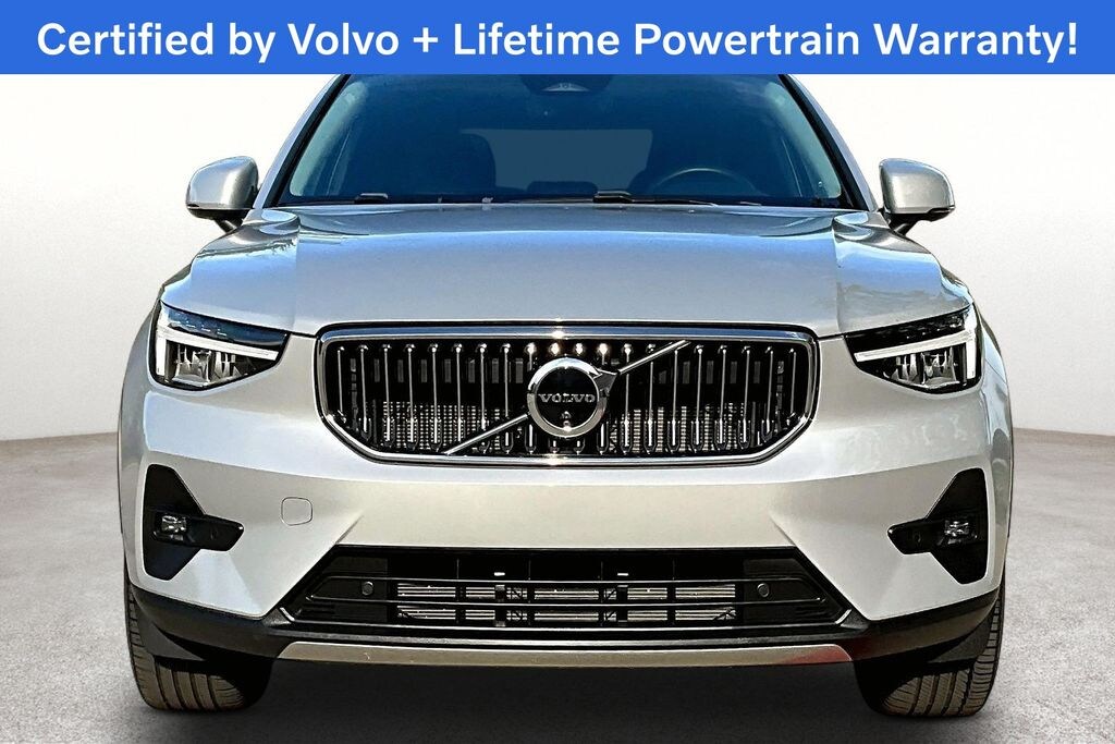 Used 2025 Volvo XC40 B5 Plus Bright Theme SUV