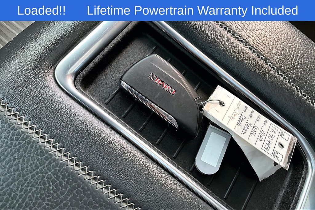 2023 GMC Yukon Denali - Photo 14