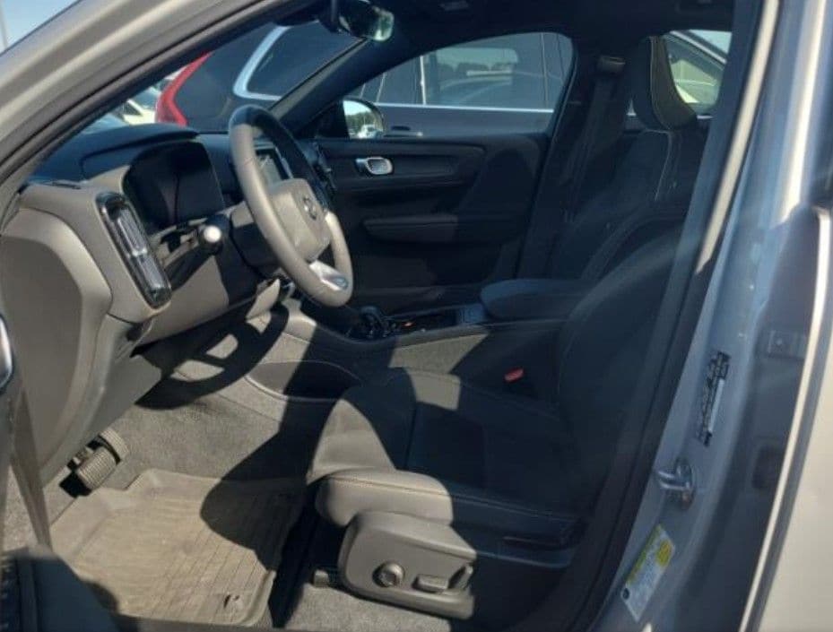 Certified 2024 Volvo C40 Plus with VIN YV4ER3GL6R2104911 for sale in Houston, TX