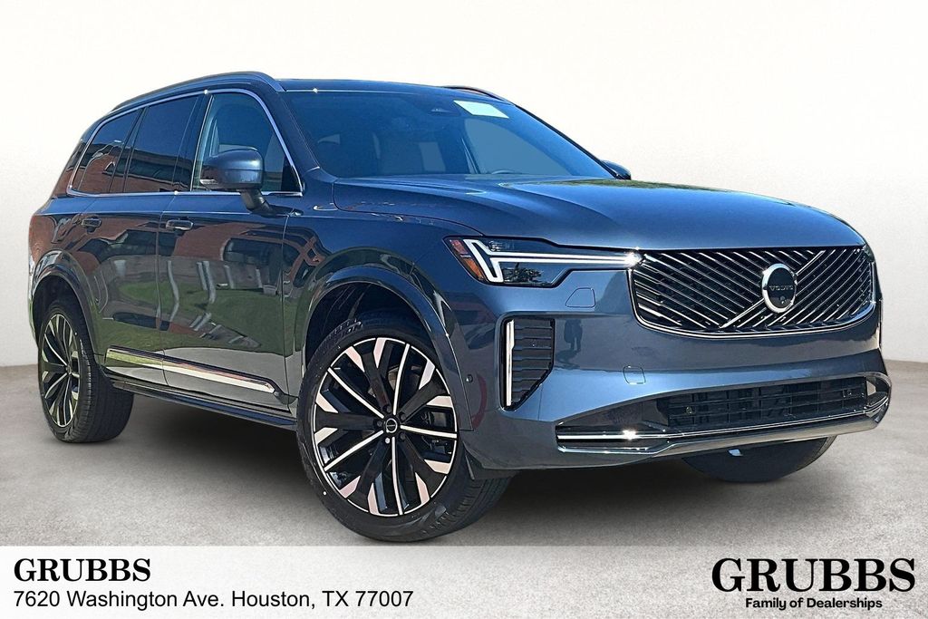 2026 Volvo XC90 B5 Plus Bright 4WD's photo