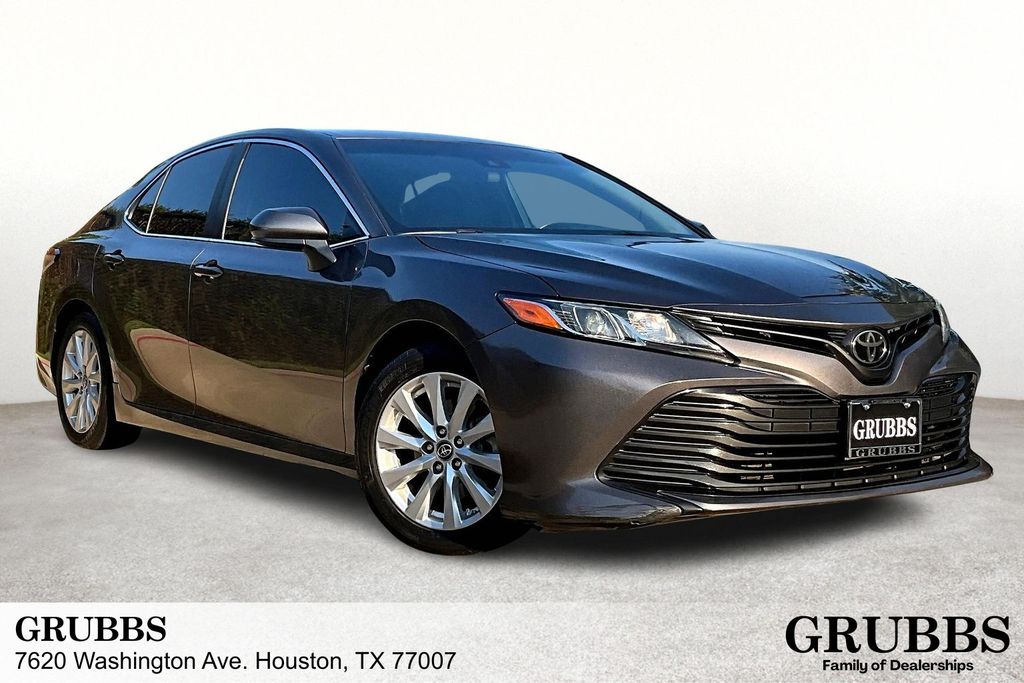 2019 Toyota Camry LE