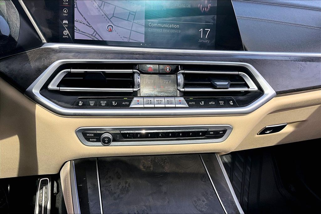 2021 BMW X5 M50i - Photo 43