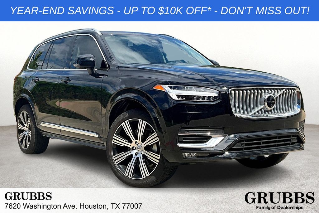 2025 Volvo XC90 Plus's photo