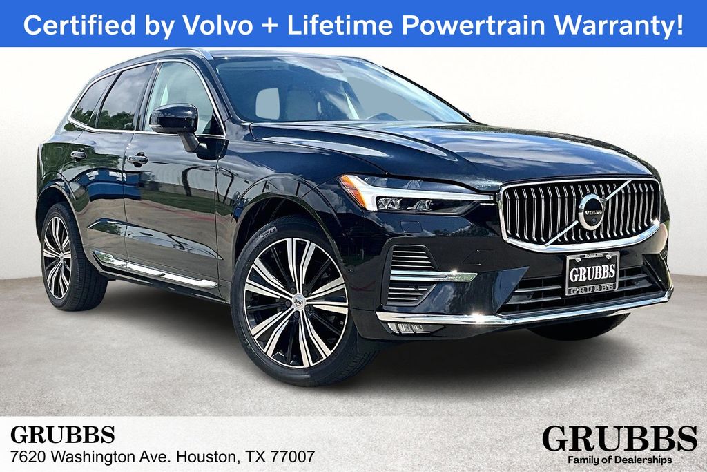 2023 Volvo XC60 B5 Plus Bright Theme AWD's photo