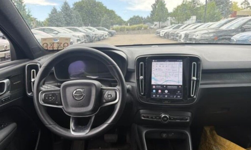 Used 2023 Volvo C40 Recharge Pure Electric Ultimate SUV