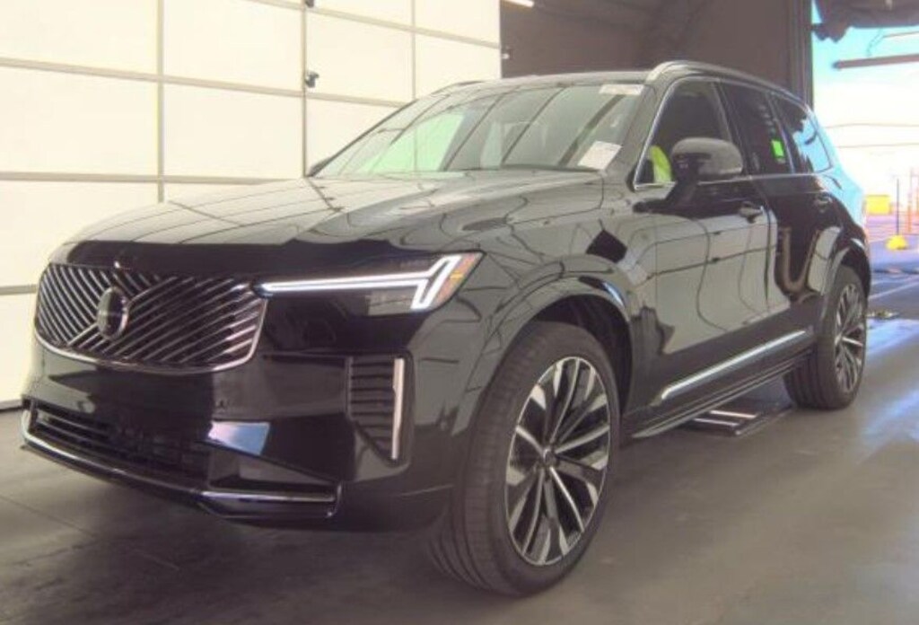 Used 2025 Volvo XC90 B6 Plus 7-Seater SUV