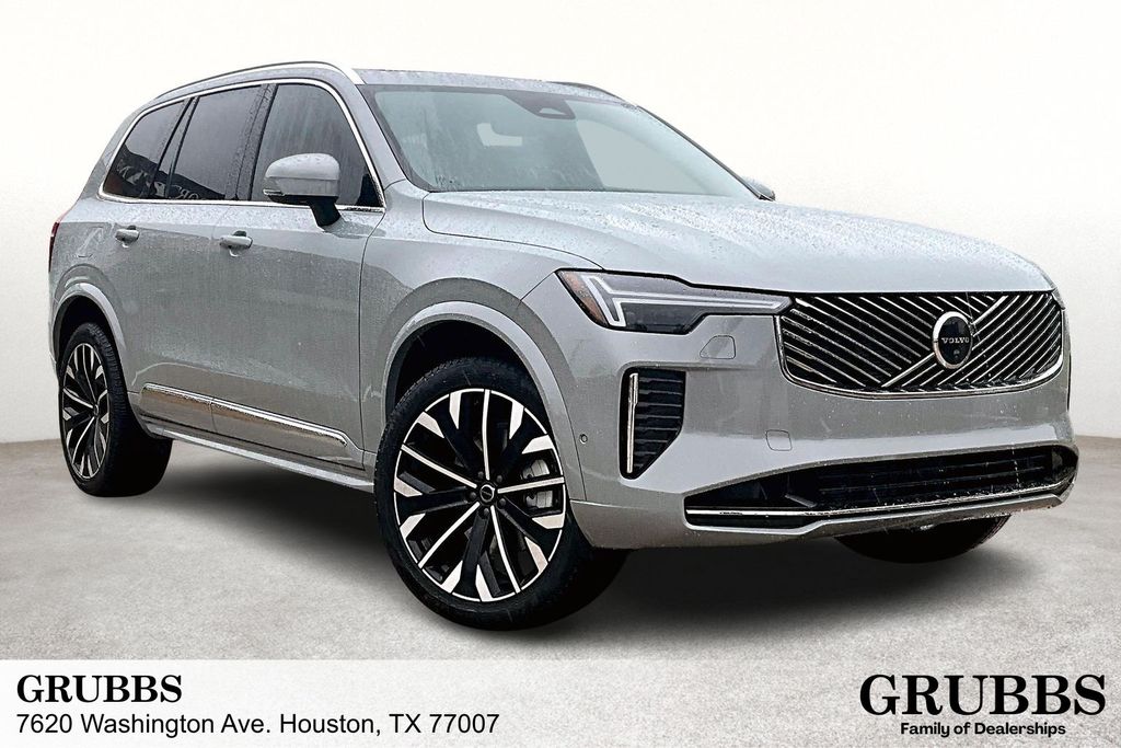 2026 Volvo XC90 Plus's photo