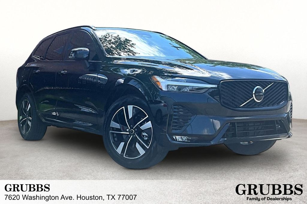 New 2026 Volvo XC60 B5 Core SUV