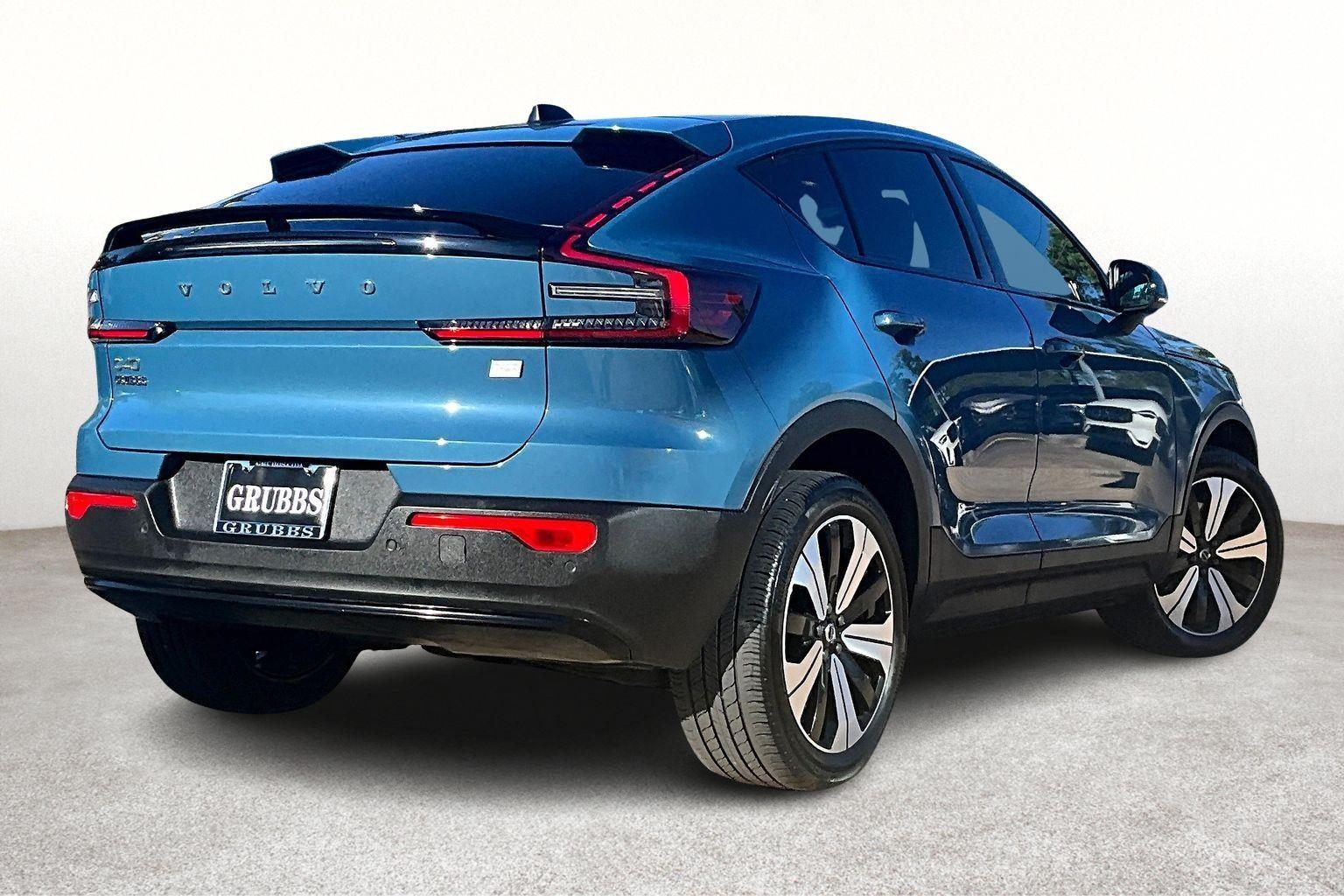 Used 2023 Volvo C40 Core with VIN YV4ED3GKXP2035434 for sale in Houston, TX