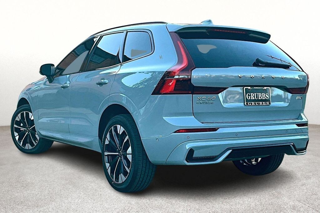 New 2026 Volvo XC60 B5 Plus SUV