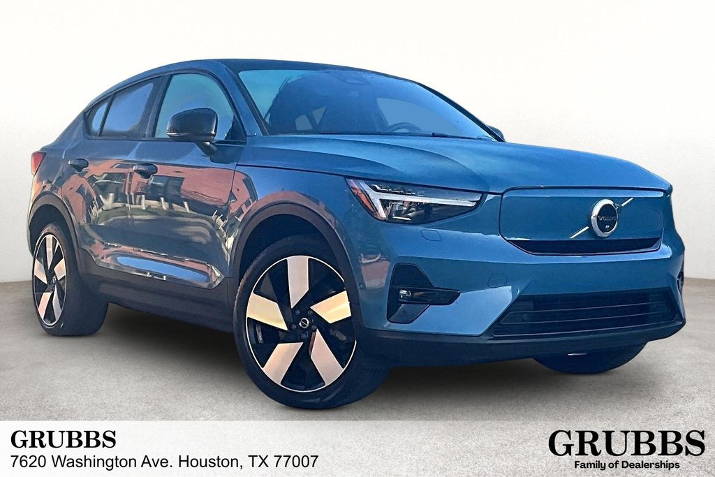 2023 Volvo C40 P8 Recharge Ultimate AWD's photo