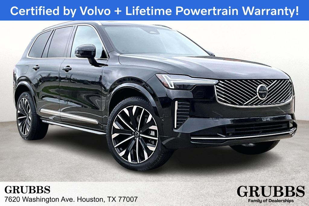 2025 Volvo XC90 Plus's photo