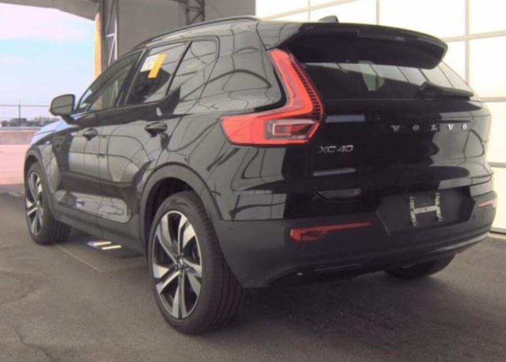 Used 2025 Volvo XC40 Plus Dark Theme SUV