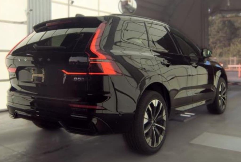 Used 2026 Volvo XC60 B5 Plus SUV