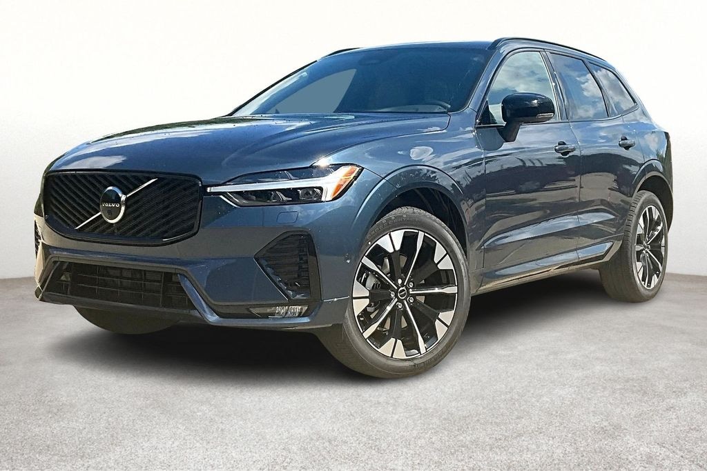 New 2026 Volvo XC60 B5 Plus SUV