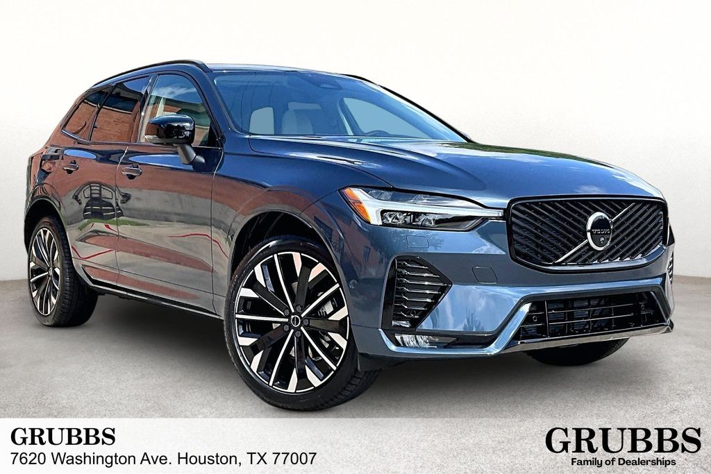 2026 Volvo XC60 B5 Ultra Dark AWD's photo