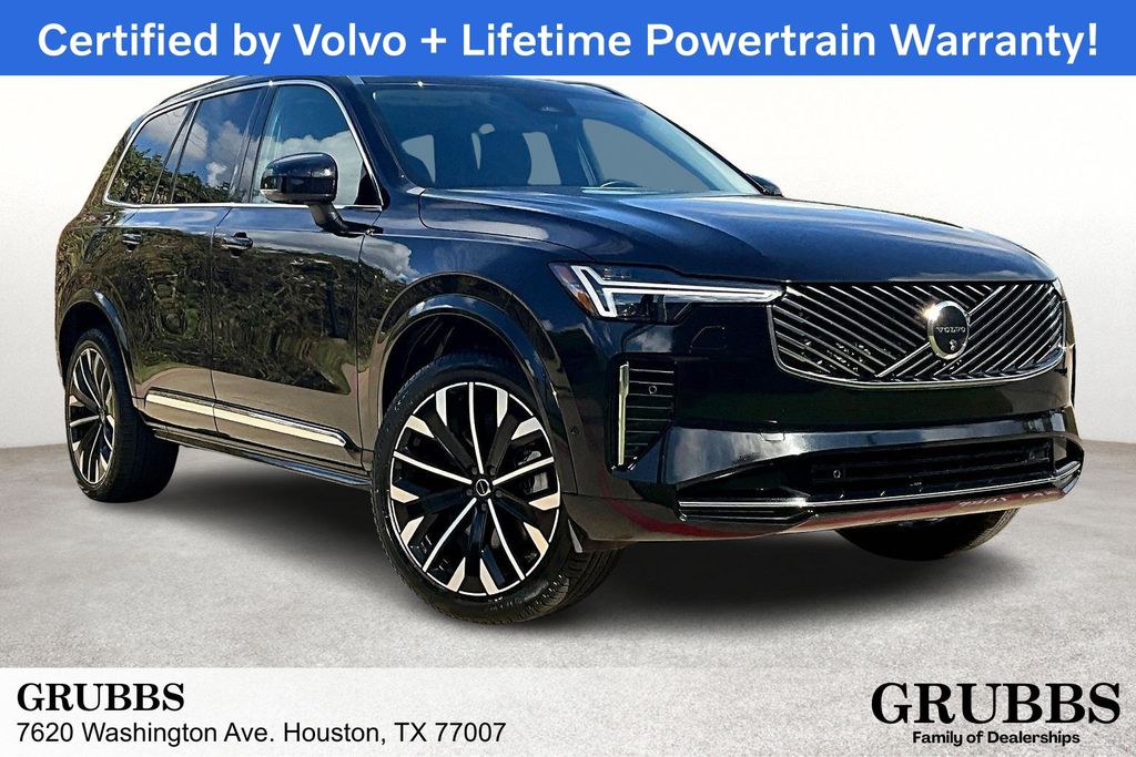 2025 Volvo XC90 Plus's photo