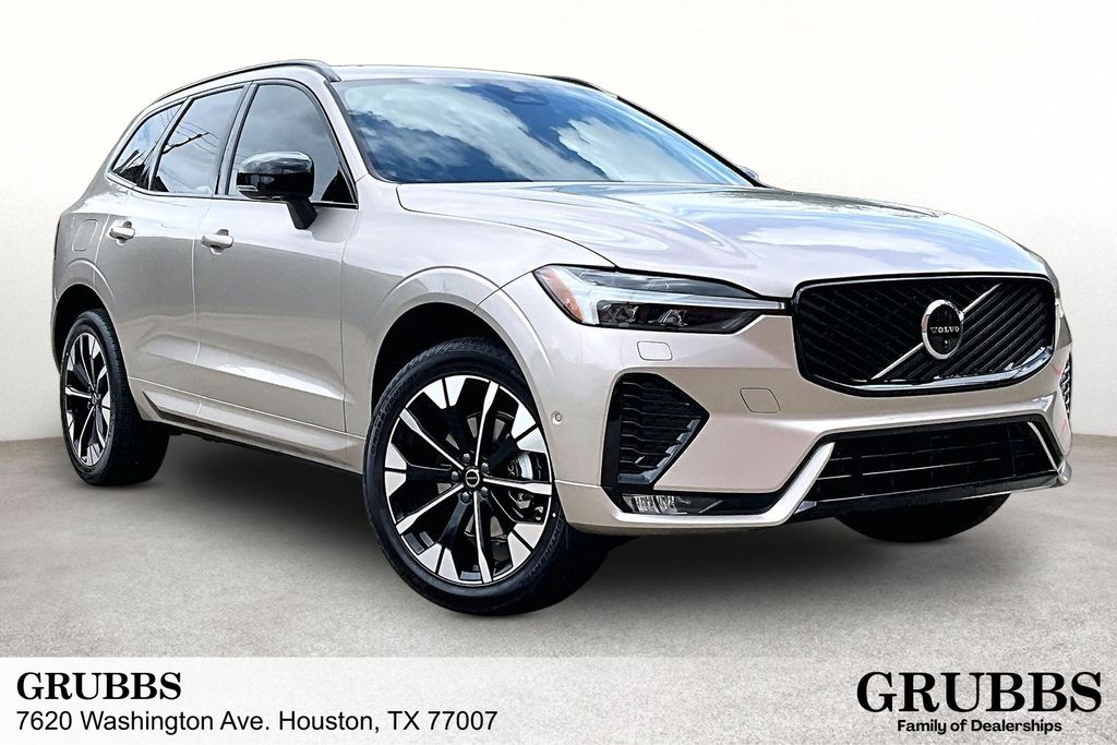 2026 Volvo XC60 B5 Plus Dark AWD's photo
