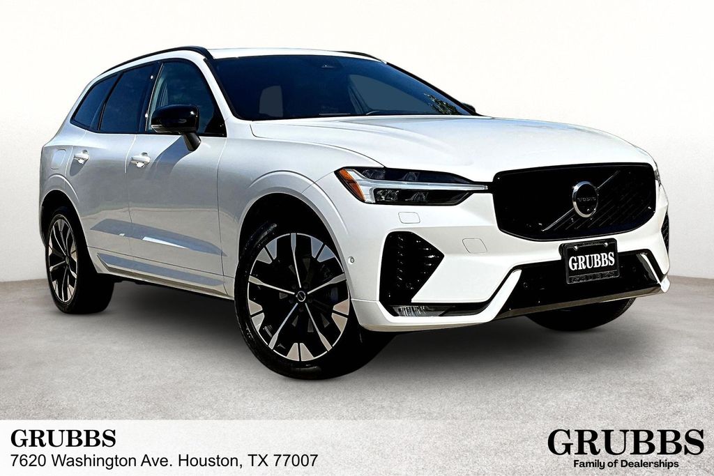 2026 Volvo XC60 B5 Plus Dark AWD's photo