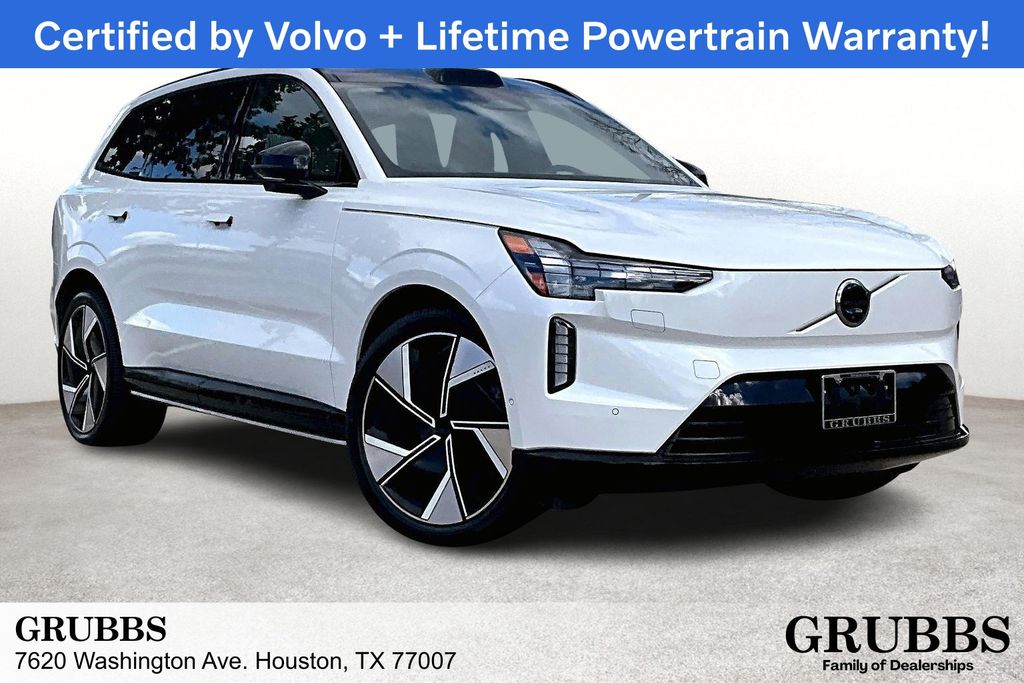 2025 Volvo EX90 Ultra's photo