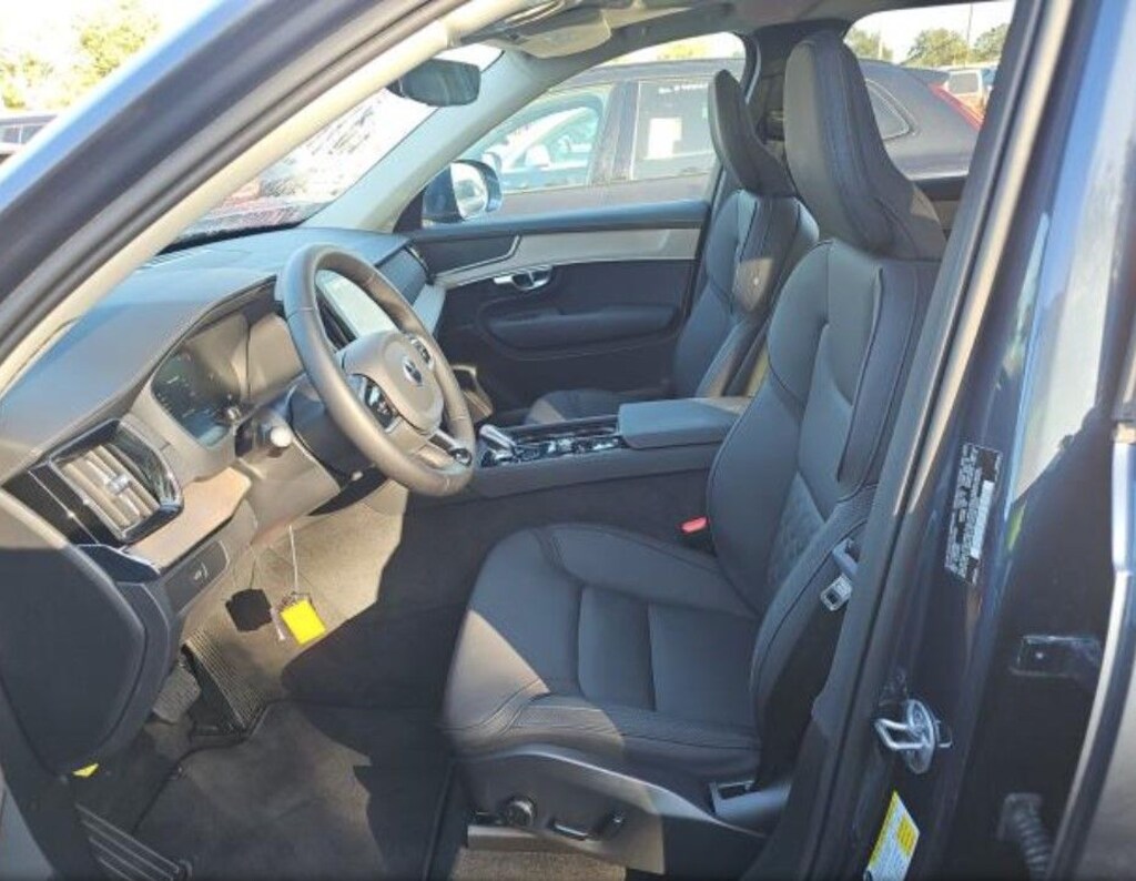 Used 2025 Volvo XC90 B6 Plus 7-Seater SUV