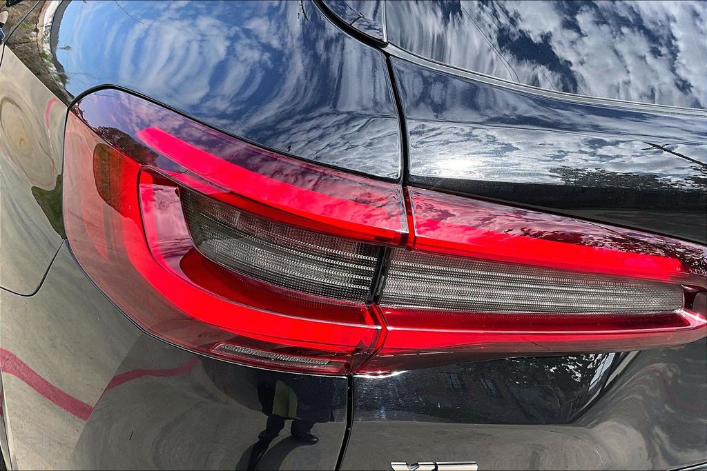 2021 BMW X5 M50i - Photo 42