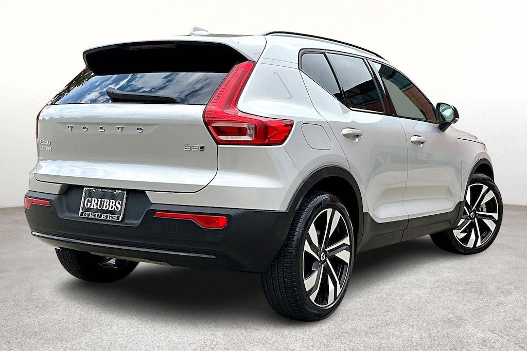Certified 2025 Volvo XC40 Plus Dark Theme SUV