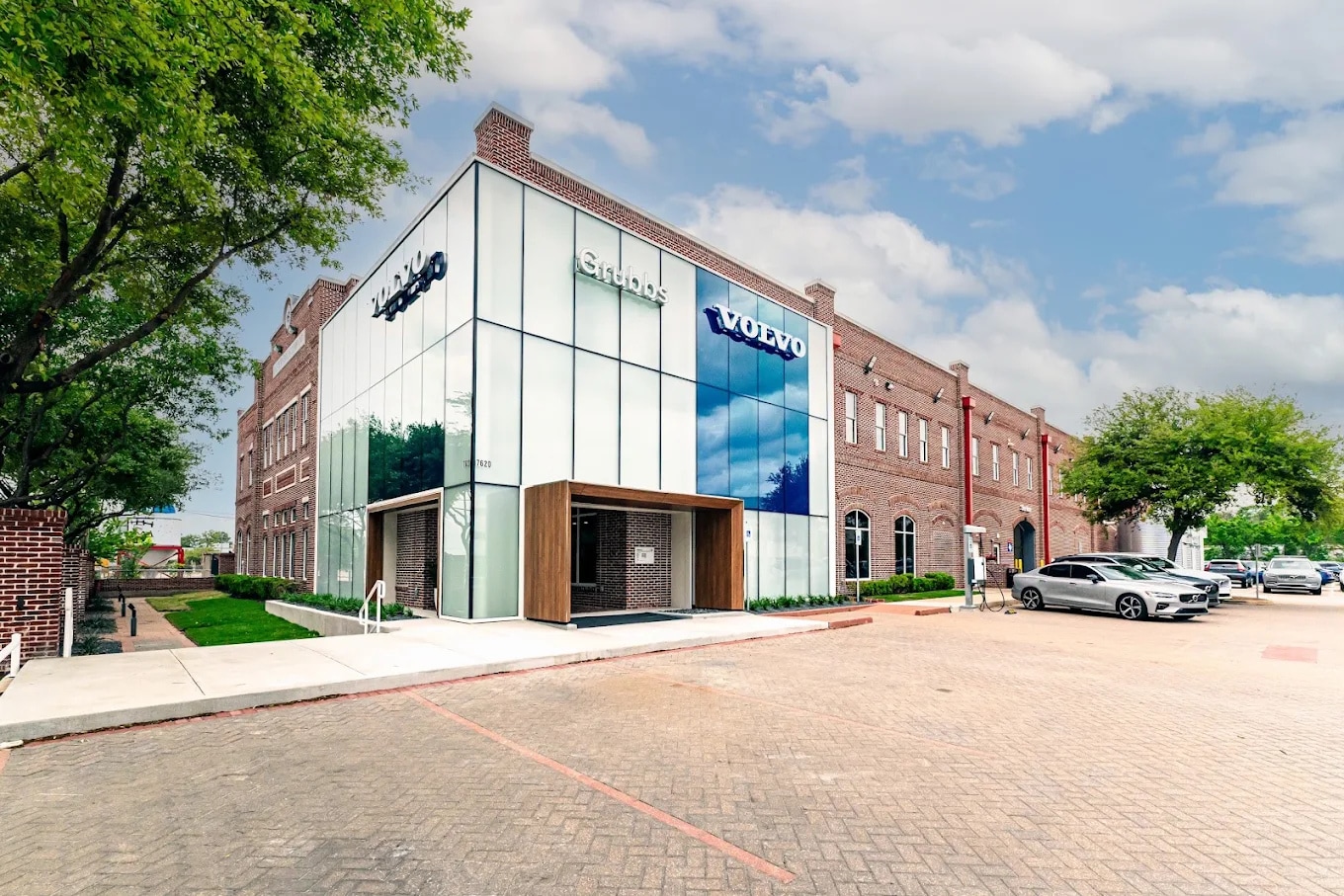 Grubbs Volvo Cars Central Houston