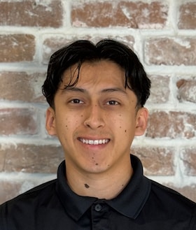 Staff member Jason Castillo from ID_38748e