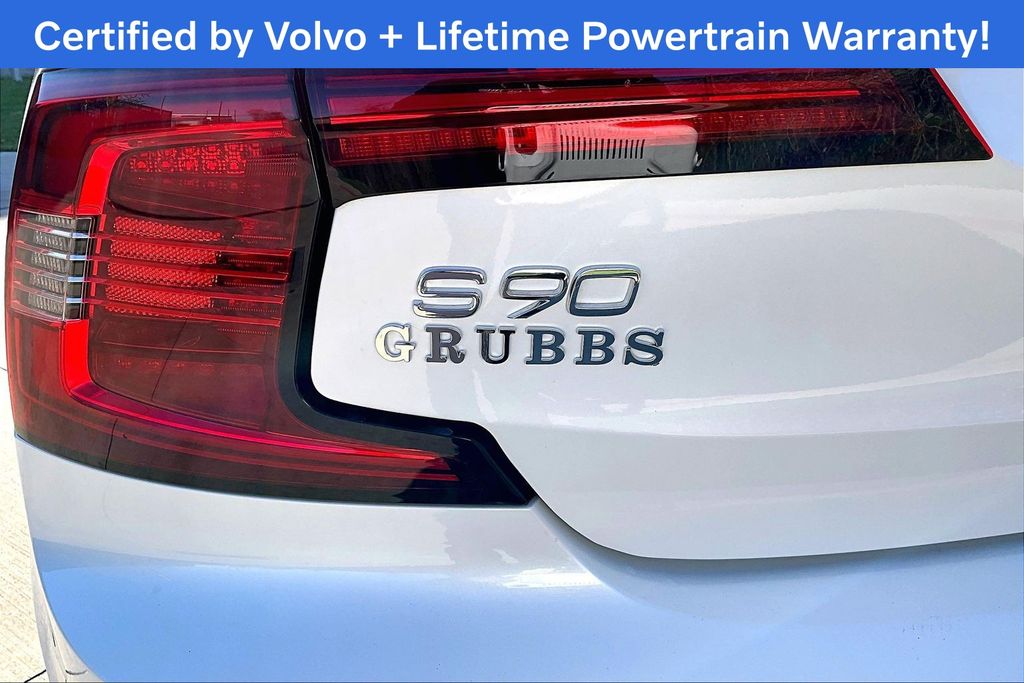 2024 Volvo S90 42