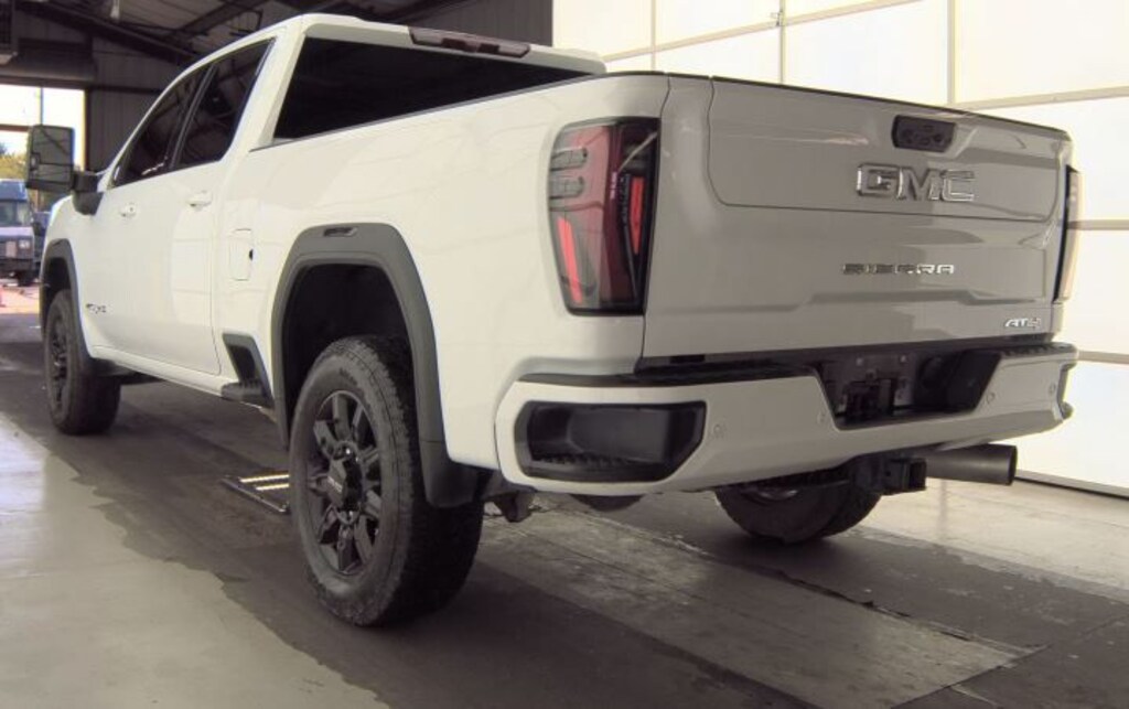 Used 2025 GMC Sierra 2500HD AT4 Truck