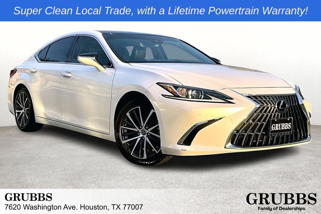 2024 Lexus ES 350's photo