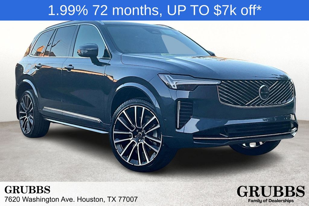 2026 Volvo XC90 Plus's photo