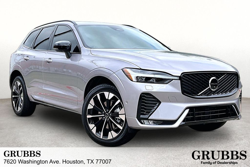2026 Volvo XC60 B5 Plus Dark AWD's photo