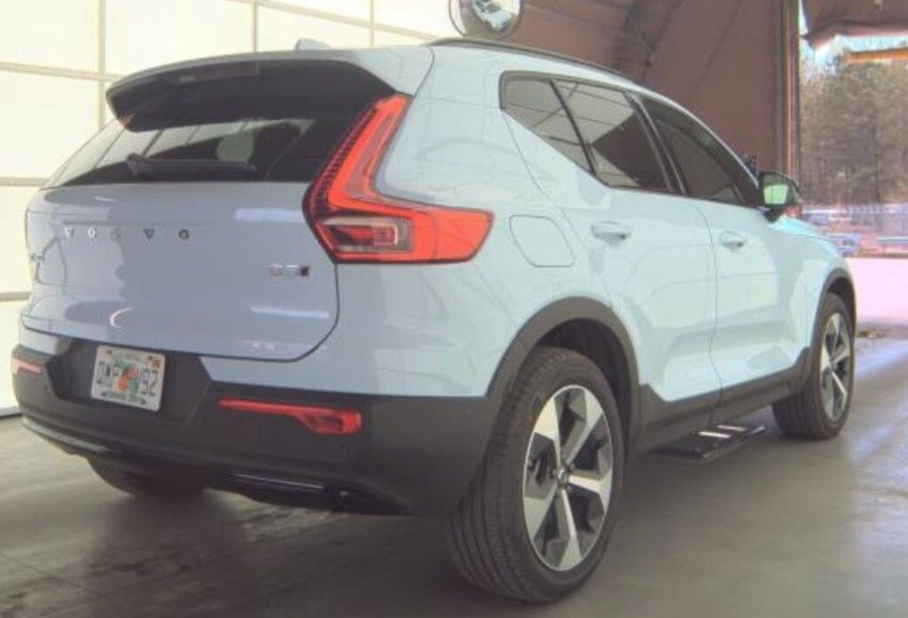 Used 2026 Volvo XC40 B5 Plus SUV