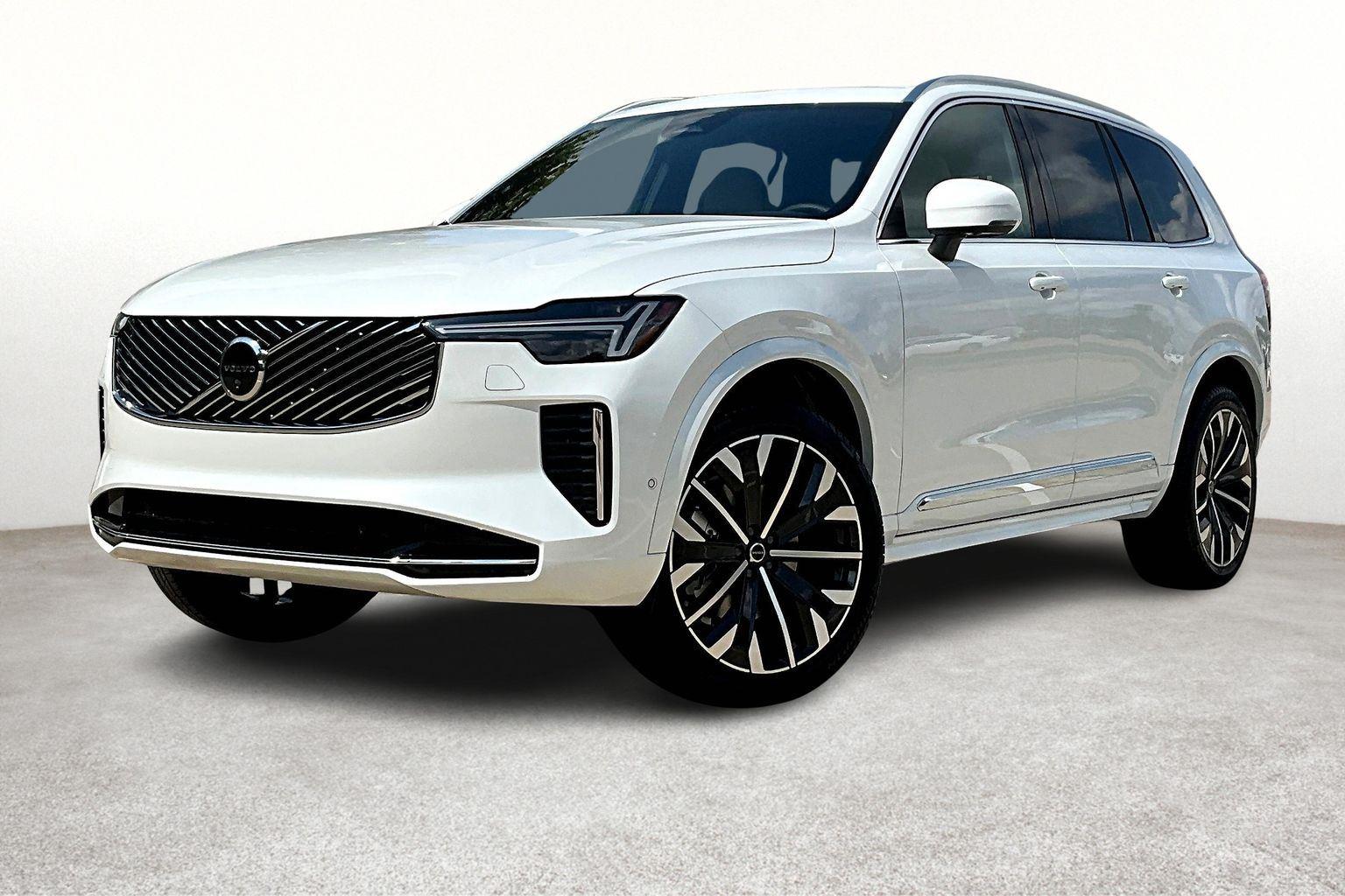 2026 Volvo XC90 Plus photo 2