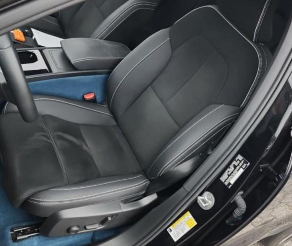 Used 2023 Volvo C40 Recharge Pure Electric Ultimate SUV