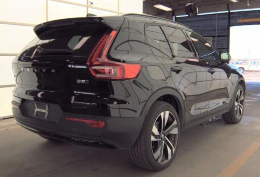 Used 2025 Volvo XC40 Plus Dark Theme SUV