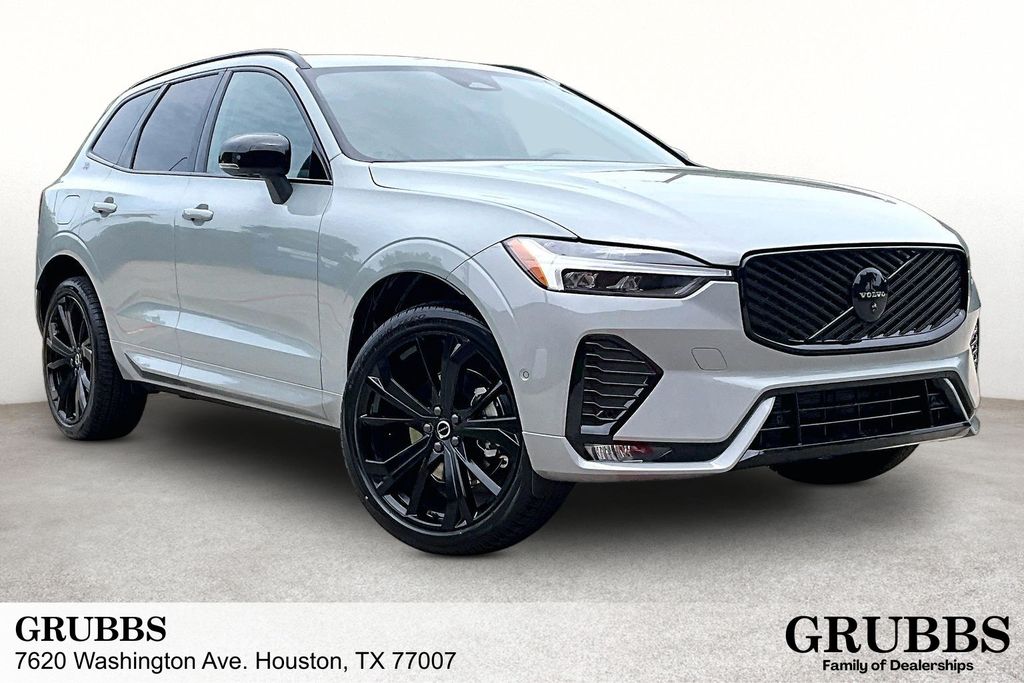 2026 Volvo XC60 B5 Ultra Black Edition Theme AWD's photo