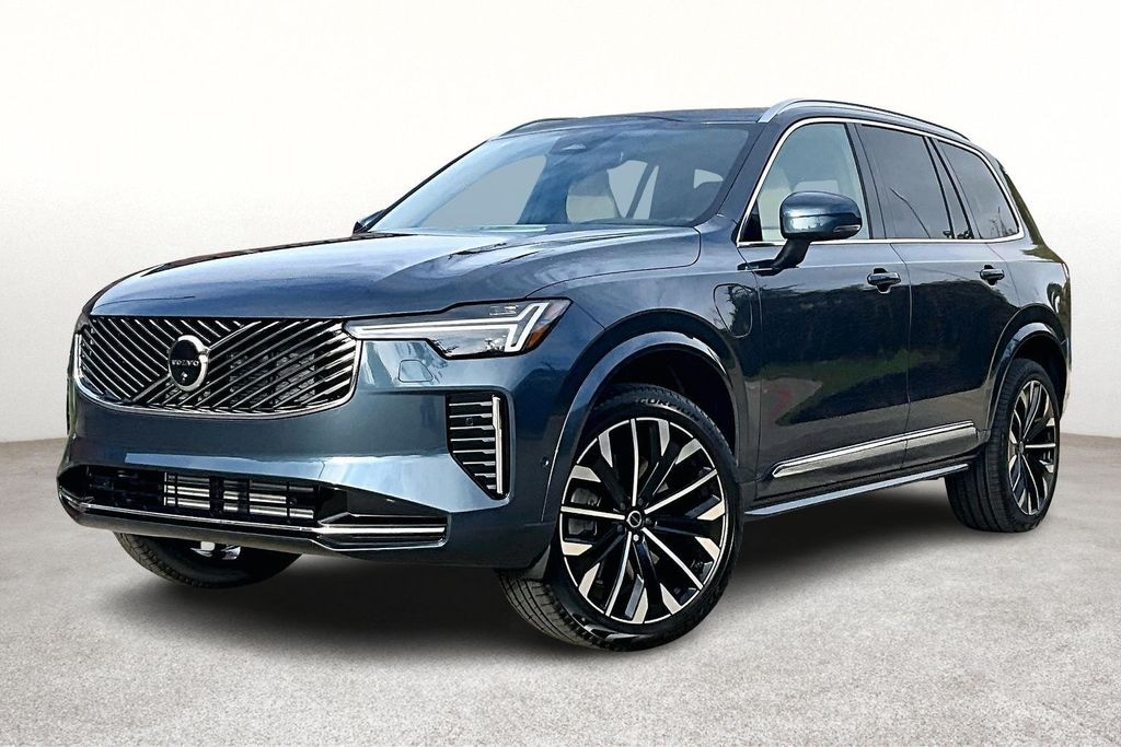 New 2026 Volvo XC90 plug-in hybrid T8 Ultra 7-Seater SUV