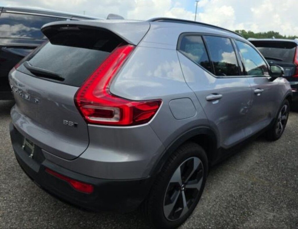 Used 2026 Volvo XC40 B5 Plus SUV