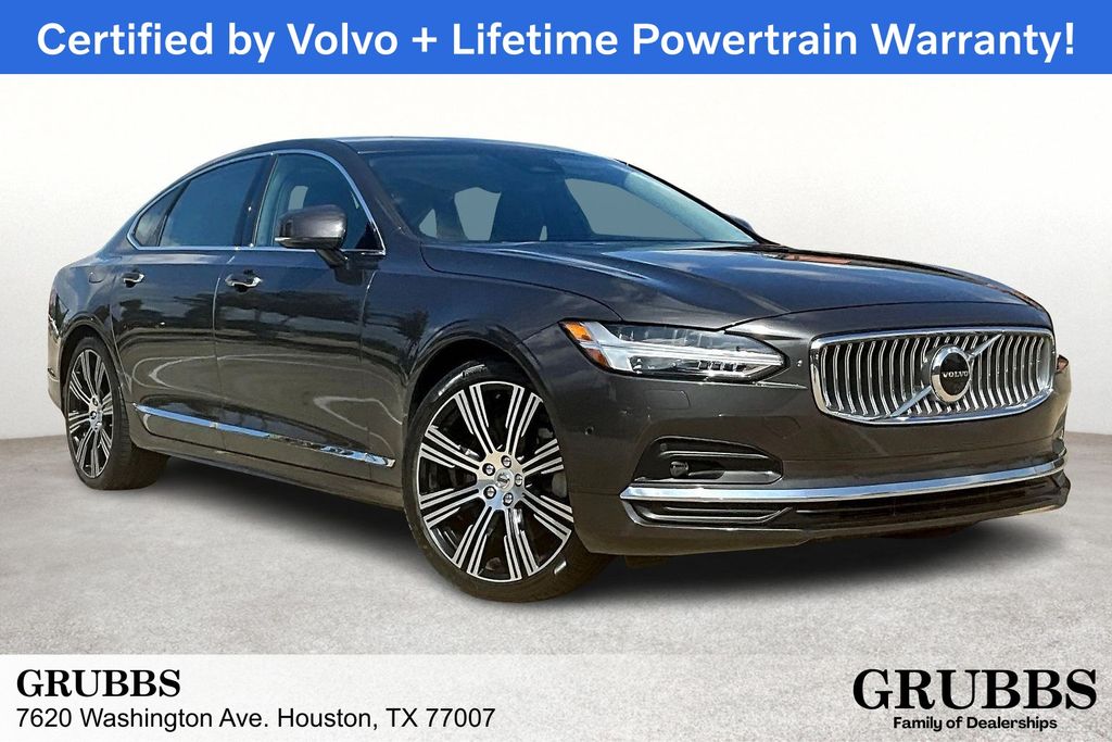 2022 Volvo S90 Inscription's photo