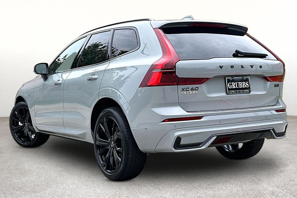 New 2026 Volvo XC60 B5 Ultra Black Edition SUV