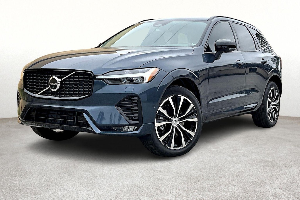 New 2025 Volvo XC60 B5 Plus SUV