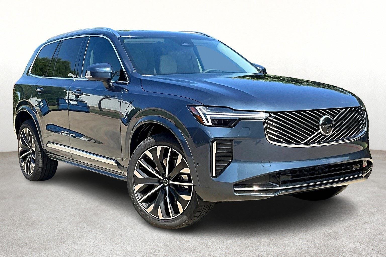 2026 Volvo XC90 photo 2