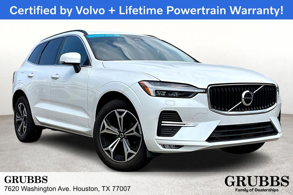 2022 Volvo XC60 Momentum