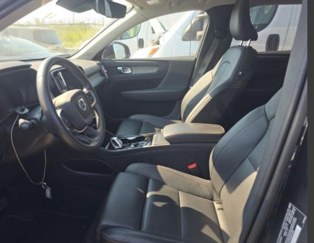 Used 2025 Volvo XC40 Plus Dark Theme SUV