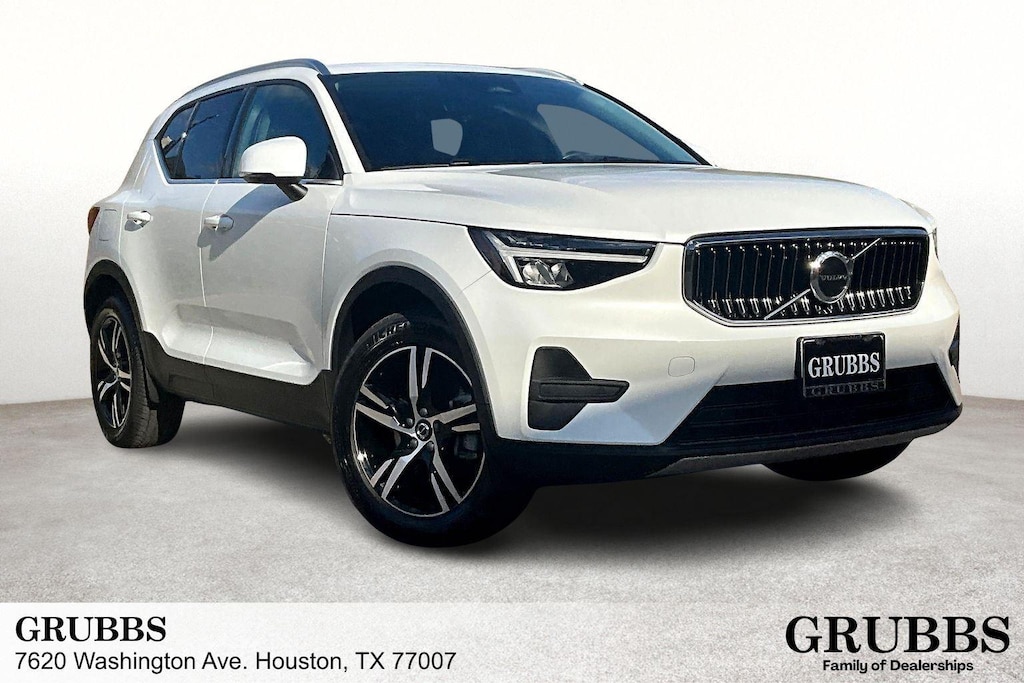 Certified 2025 Volvo XC40 Core Bright Theme SUV