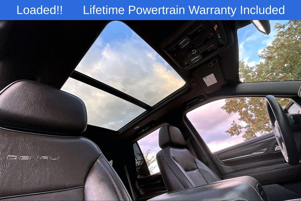 2023 GMC Yukon Denali - Photo 22